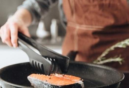 How to get rid of cooking smells in your house