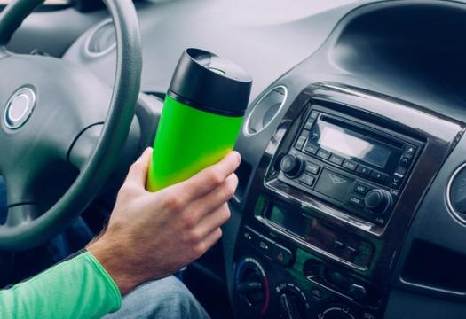 How to Clean Your Travel Mug