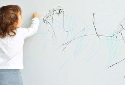 How to remove crayon from walls