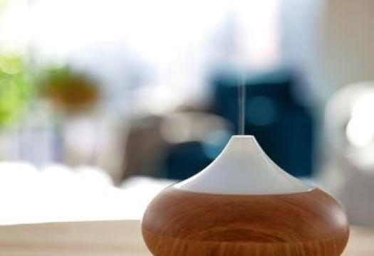 Make a home smell good with a diffuser
